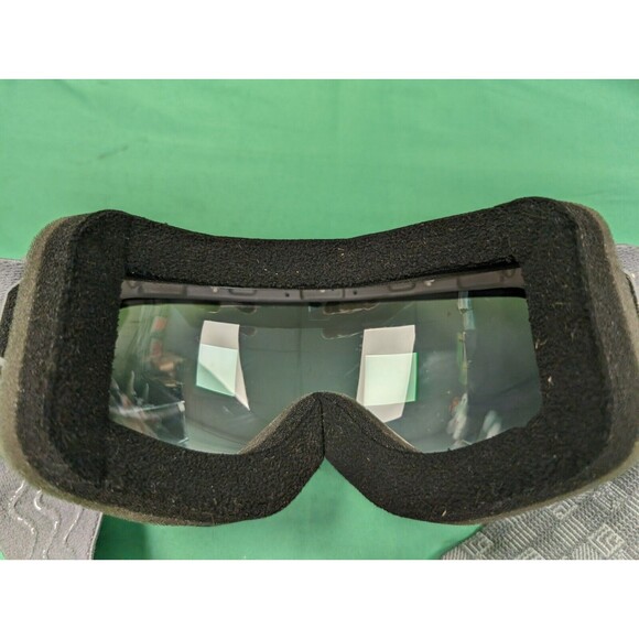 JetBlaze Ski Goggles With Blue Lens Magnetic Interchangeable Lens - Picture 5 of 9